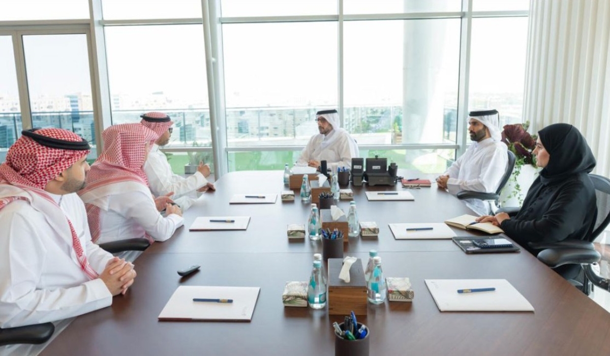 Qatar Health Minister Meets GCC Health Council Director General to Discuss Cooperation